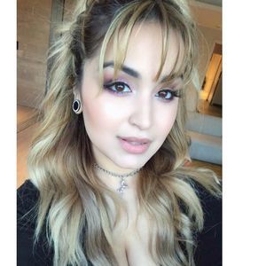 Meet your Posher, Gabriella